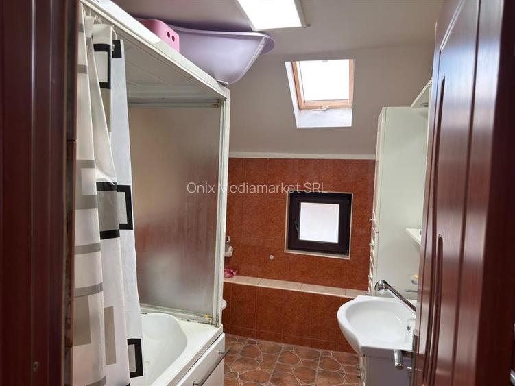 CASA  STREJNICU  5 CAMERE - 7