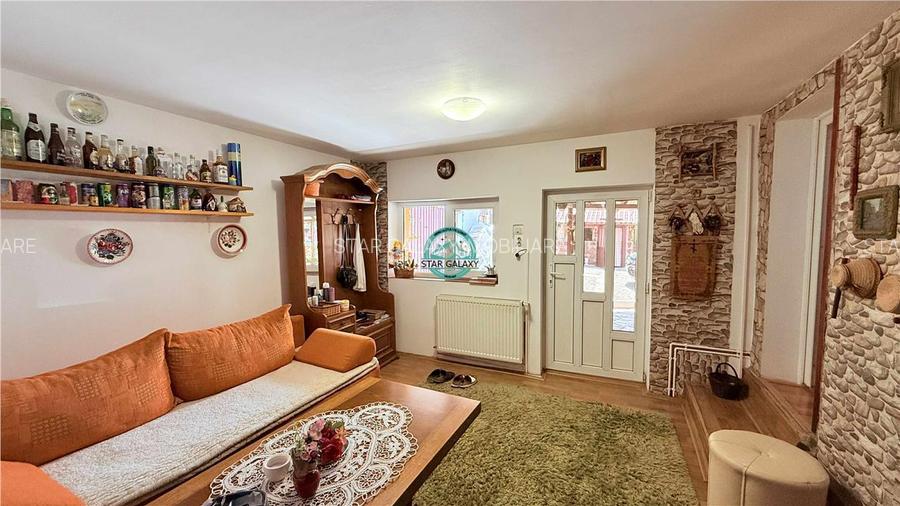 Vand casa cu 5 camere si teren 1040 mp in Toaca - 14