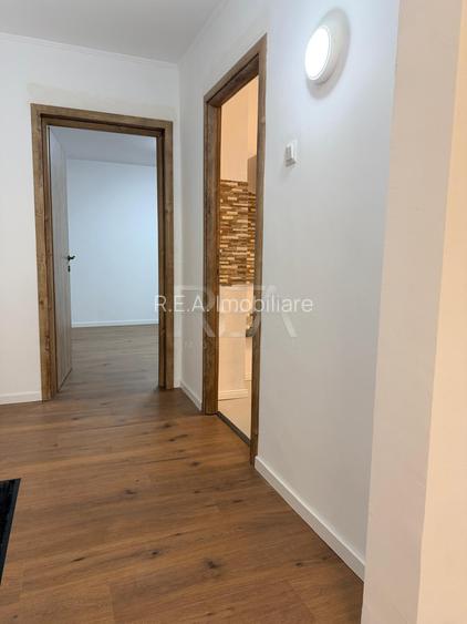 3 camere, et 4/10, renovat,  bloc anvelopat-Gorjului - 10