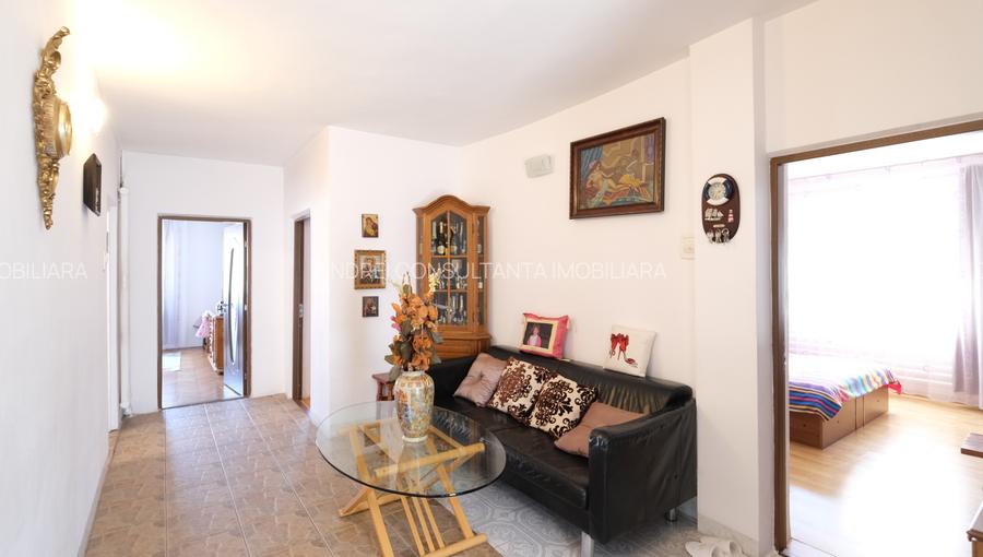 Vanzare casa D+P+1+pod si 519 mp teren in Piatra Neamt compusa din 2 apartamente - 6