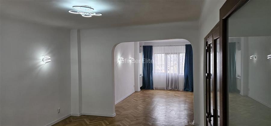 apartament 3 camere Piata Muncii, la 1 minut de gura de metrou, 90mp utili ,etaj - 3