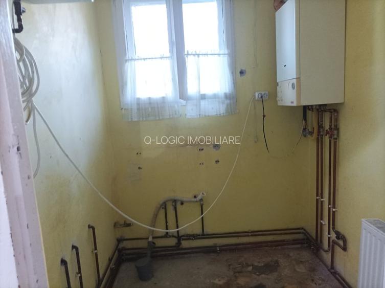 Apartament 3 camere liber la vanzare zona Central - 21