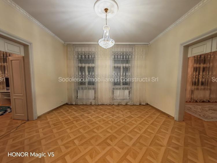 Casă cu destinație multiplă _ curte generoasă- Bălcescu - 8