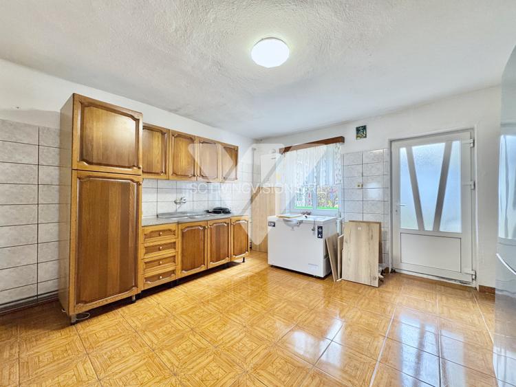 Casa 266 mp teren 800 mp - Cisnadie - pentru locuinta sau pensiune - 4