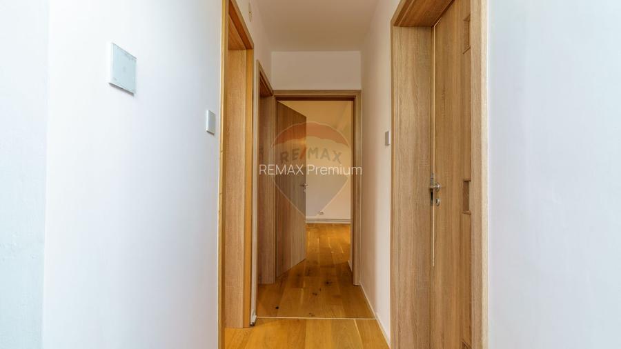 Teren 9.42 ha extravilan + casa 230 mp, COMISION 0% - 17