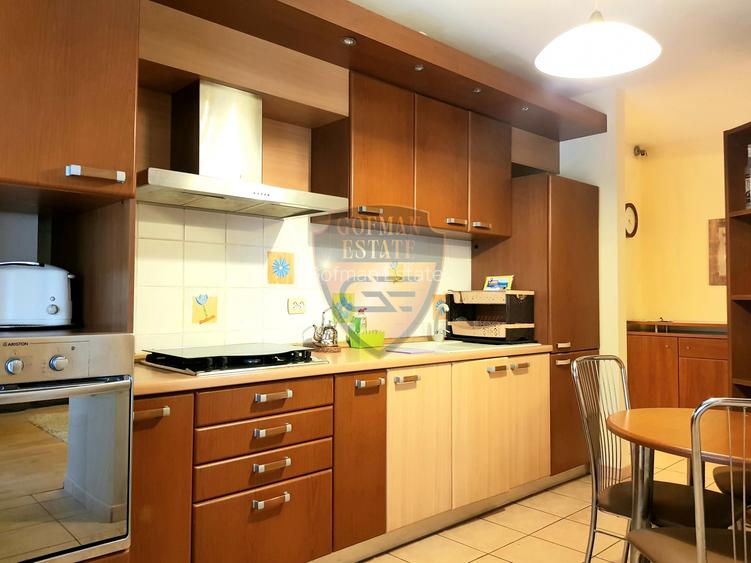 4 camere, Stadion Fagetului, 120 mp, 2 balcoane, et 3, centrala gaz, A>C - 5