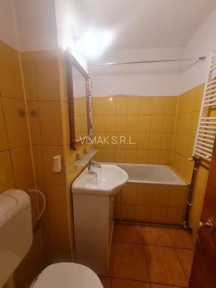 S.C. VIMAK Imobiliare vinde garsonieră decomandata  zona  Astra - 4