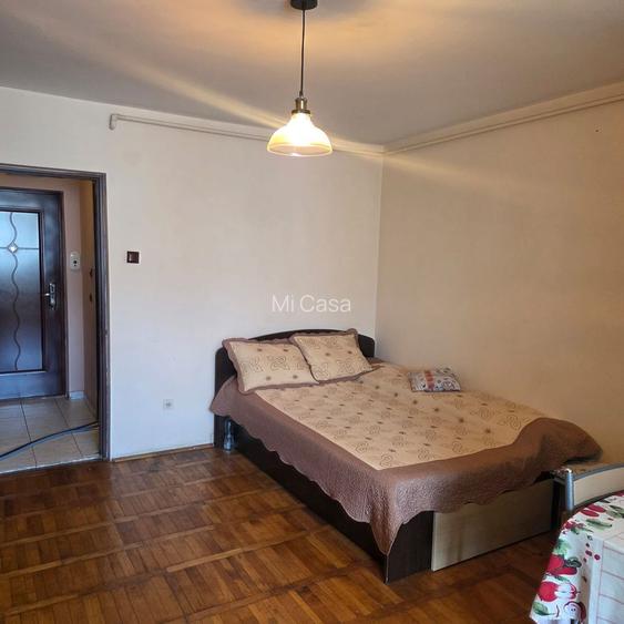 Garsoniera zona Astra,bloc izolat - 2