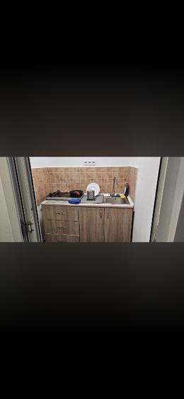 Vând Garsonieră  situată în Constanța, zona Far Abator