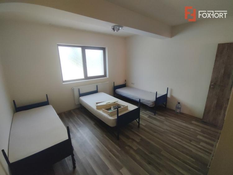 Casa de inchiriat pe 3 niveluri in Dumbravita, pretabila muncitori