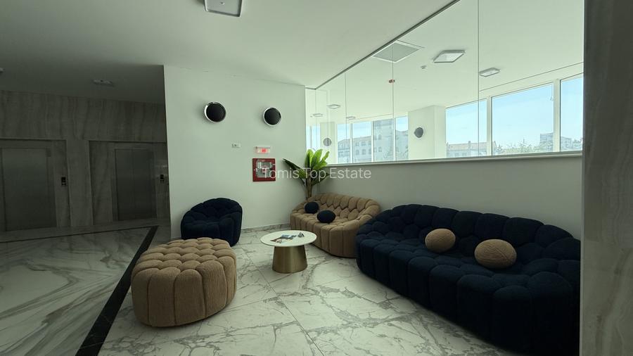 Apartament cu 3 camere direct in prima linie la mare White Sea
