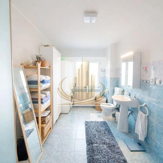 Casă P+1E+M, 8 camere – spațioasă, ideală pentru familie