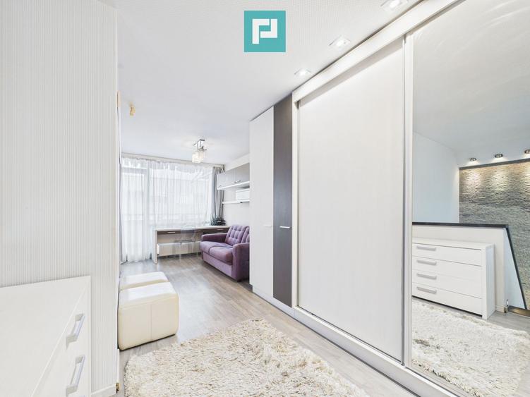 Penthouse 3 camere cu scară interioară ARED UTA