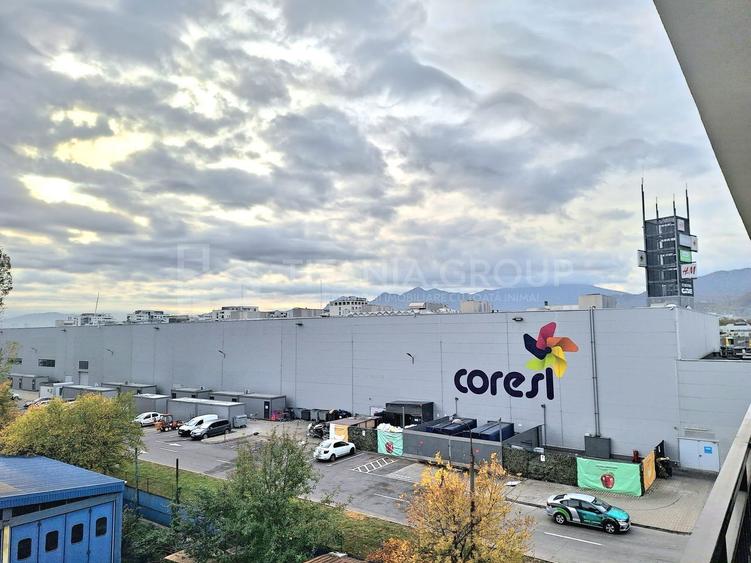 Garsoniera superba, cu balcon - Bloc Eleven, langa Coresi