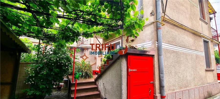 Casa tip duplex de vanzare zona Cetate