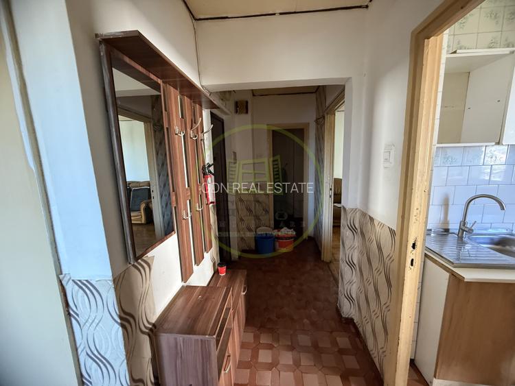 Apartament 4 camere, 76.55 mp, Calea București, zona Rotonda - 13