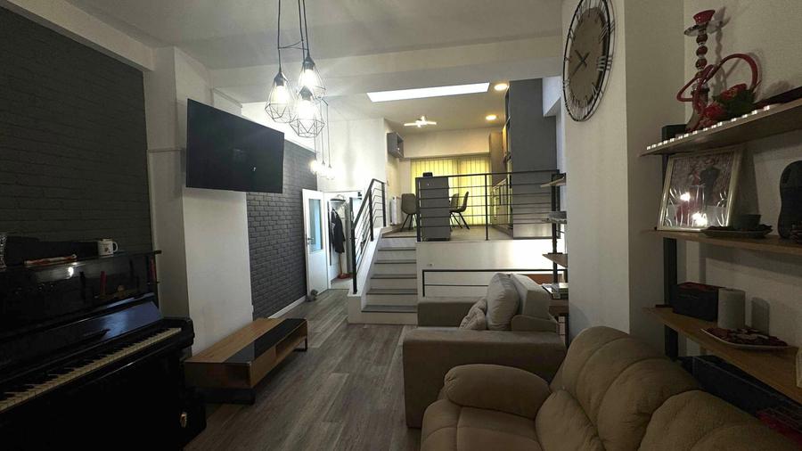 Loft Urban Intrare proprie 64 mp utili |Reconfigurat în 2017 Mobilat Mobexpert