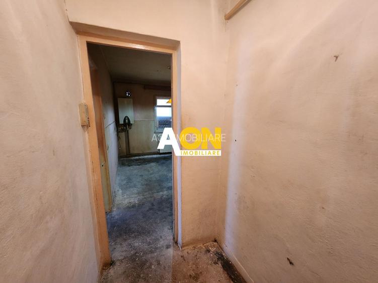 Apartament 3 camere, etaj intermediar, Cetate