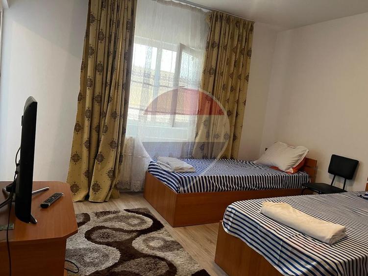 Închiriere Pensiune + Restaurant + Sală Evenimente – Urlați (Central)