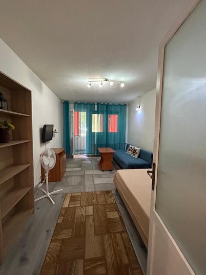 GARSONIERA renovata - Piata ABATOR