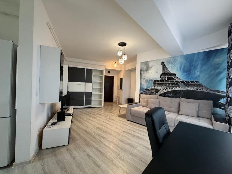 2 CAMERE,MODERN, 50 MP, LÂNGĂ PALAS, BLOC NOU, BALCON, AC, CENTRALĂ TERMICĂ