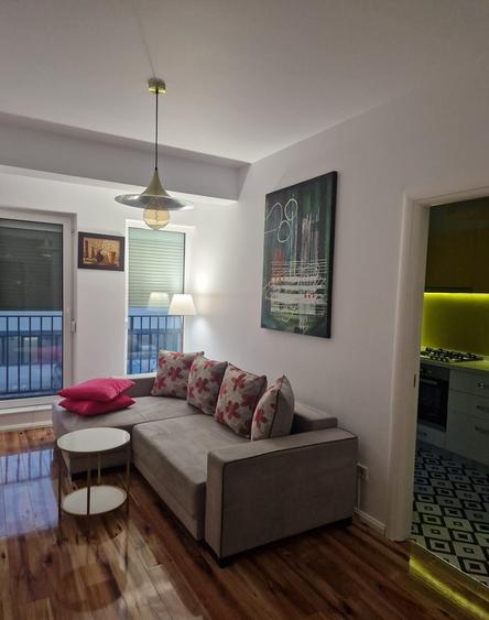 Apartament de 2 camere, 50 mp, centrala, balcon, Otopeni