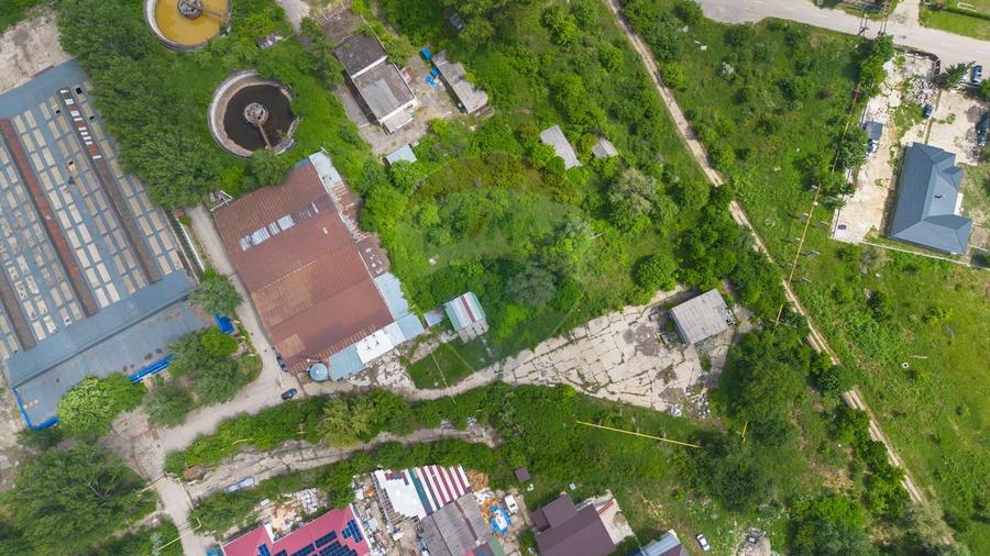 DE INCHIRIAT Complex Industrial – 9.230 mp Teren | Hale si Birouri