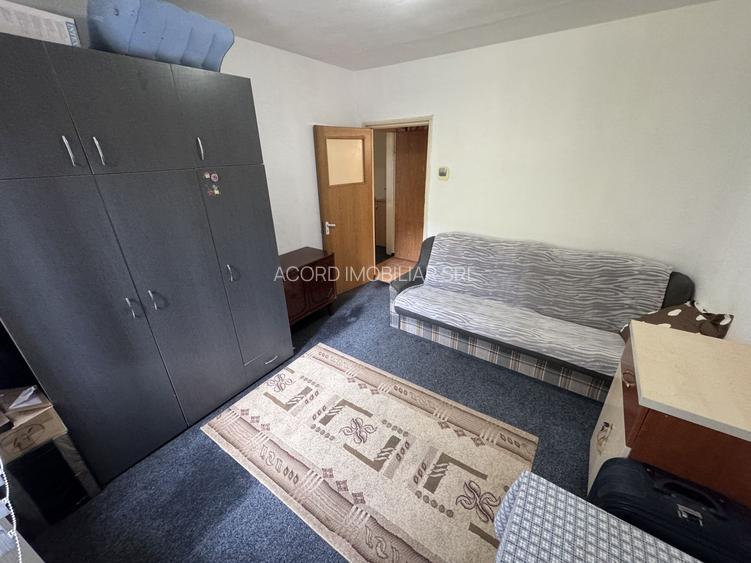 Apartament 3 camere zona Tomis Nord - Brotacei cu Centrala la Etajul 1 - 3
