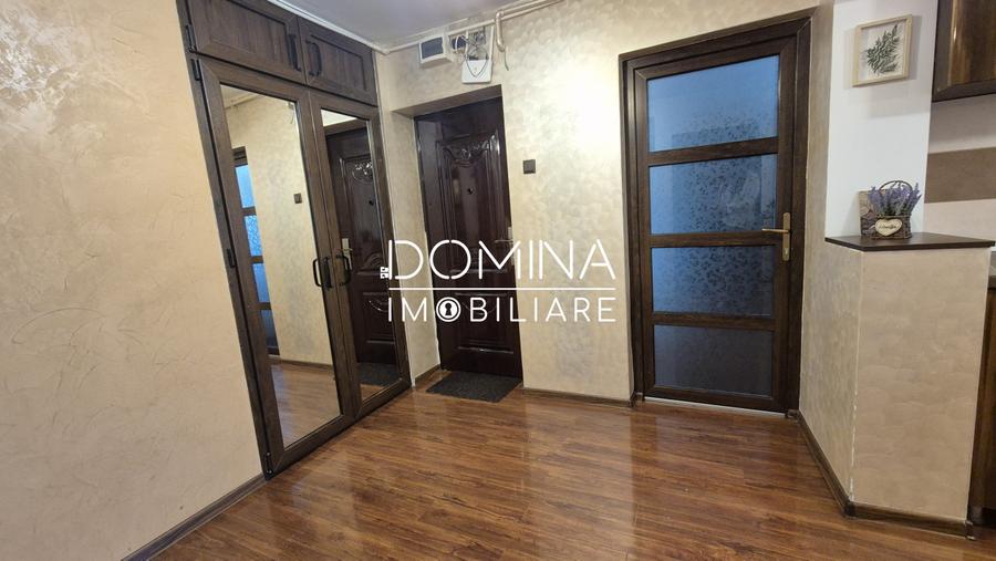 Vânzare apartament 2 camere, str. 30 Decembrie - zona 8 Mai, Târgu Jiu