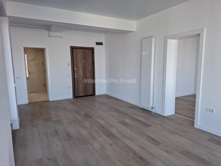 Mamaia Nord- 2 camere cu 1 balcoane 1 terasa de 28mp, loc parcare separat - 8