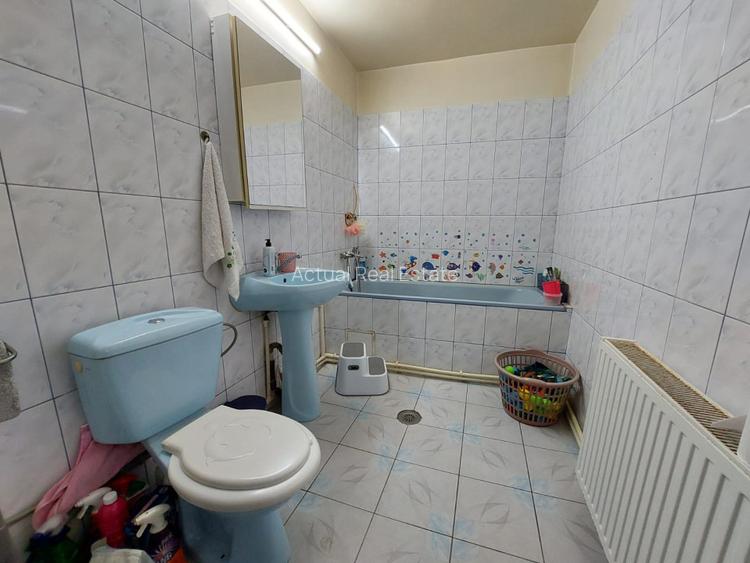 CASA 6 CAMERE  |  ZONA DACIA  |  SCOALA SPORTIVA Nr. 1 - 13