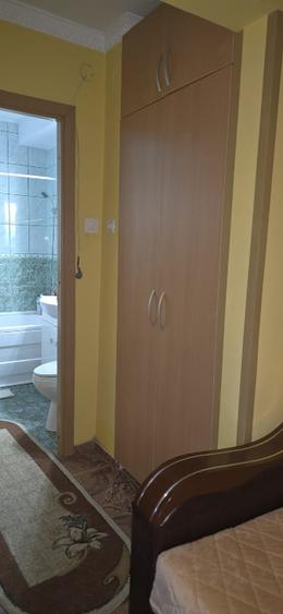 Se vende apartament de două camere