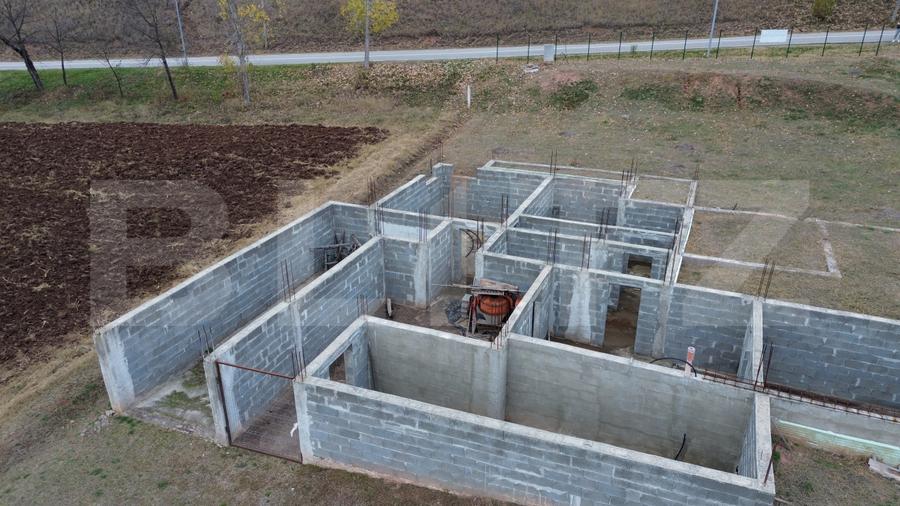 Teren intravilan cu proiect de casa 2600, zona Hapria