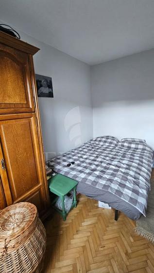 Apartament 3 camere în zona Calea Floresti