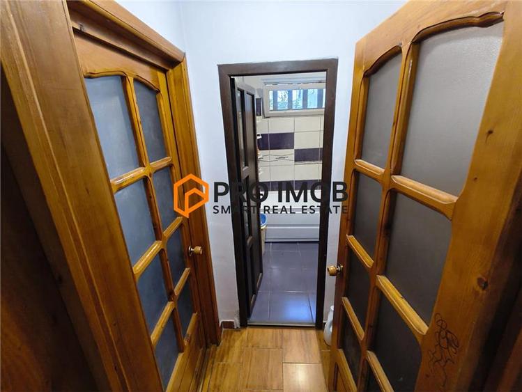 Apartament 2 camere cf 2 semidecomandat zona Balcescu