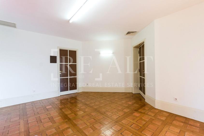 Inchiriere casa, vila 8 camere | 1000mp teren, Padure | Iancu Nicolae, Pipera