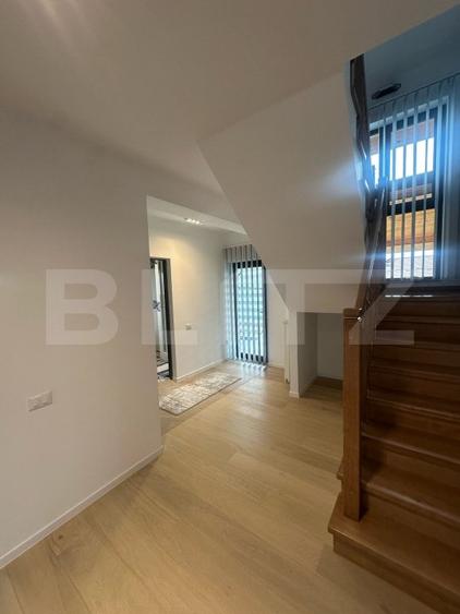 Casa individuala, cu 5 camere, 160 mp utili, zona Patrauti
