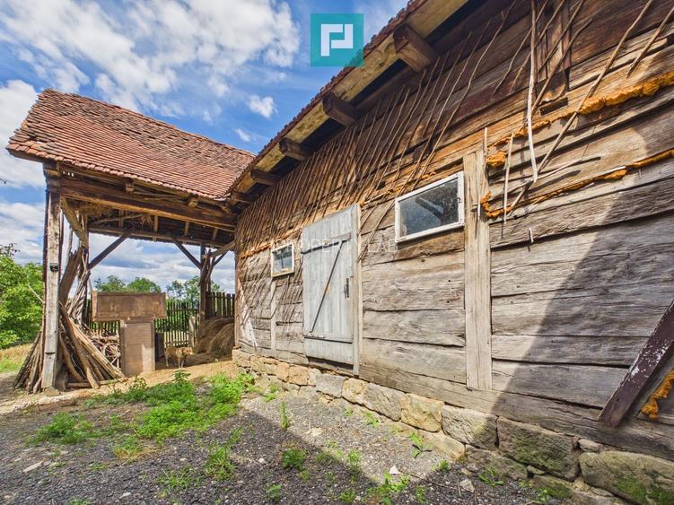 Casă semifinisată, cu 5 camere, în Bonțești Arad