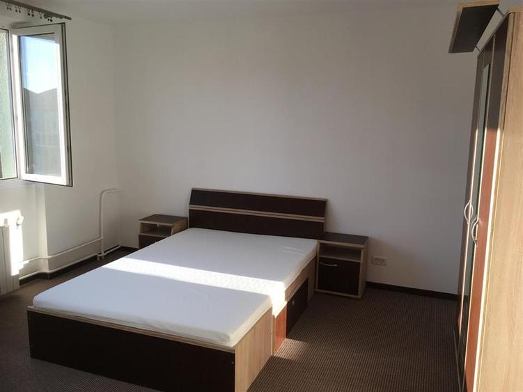 Apartament 2 Camere Campus Universitar / 2 Minute De UVT - Complex Studentesc