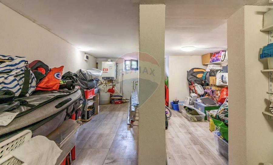 Casă / Vilă cu 5 camere de vanzare în zona Domenii, langa metrou