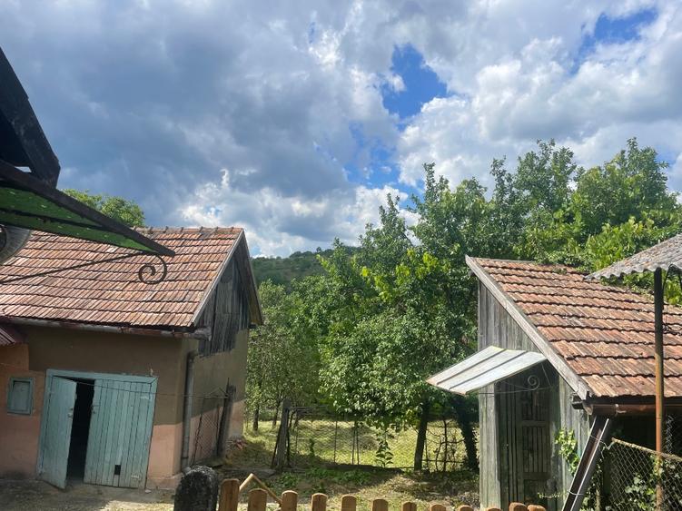 Casa de vanzare / eladó ház