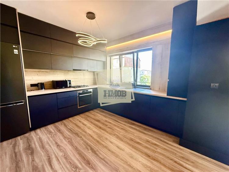 Apartament 116 mpu 3 camere 2 bai  2 balcoane garaj Mihai Viteazu