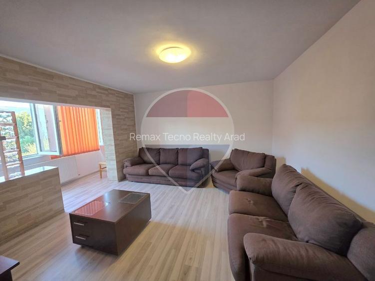 Apartament 4 camere decomandat etaj 2 centrala în zona Confectii