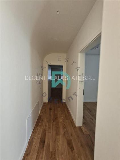 casa 4 camere Bartolomeu curte individuala - 12