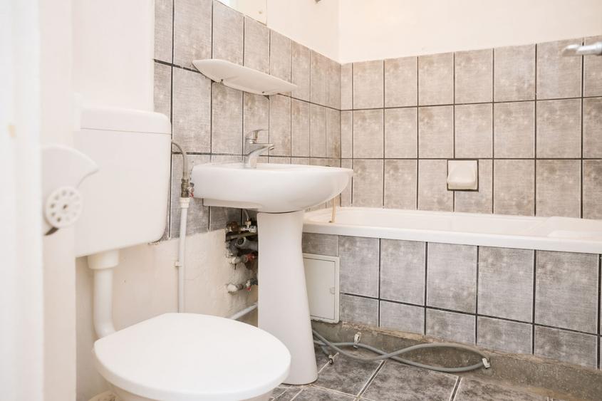 De vanzare 2 camere Titan | Etaj 3 | metrou Costin Georgian |  COMISION 0%
