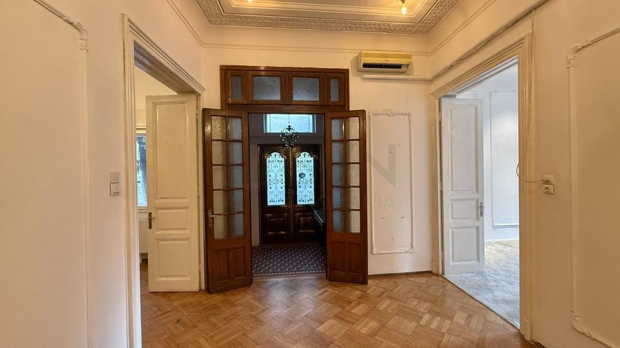 REV2005926 Vilă de închiriat, 7 camere, Dorobanți,pretabil comercial