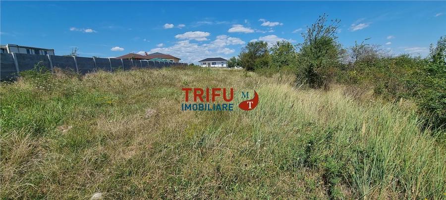 Teren intravilan construibil 706 mp zona Podei
