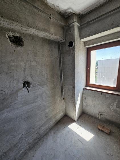 Apartament 2 camere decomandat, 55 mp, LA ROȘU cu Termopane Noi– Oras Isaccea