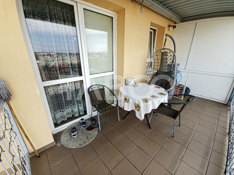 Apartament decomandat de vanzare 2 camere 73mp 2 bai balcon Terezian - 6