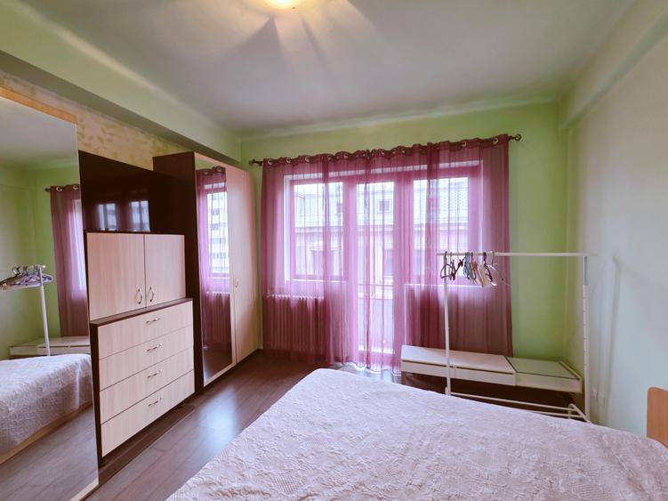 Vanzare 2 camere Calea Victoriei etajul 2 Radisson